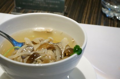 清湯中算有誠意的呢～！