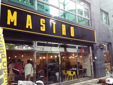 mastro cafe