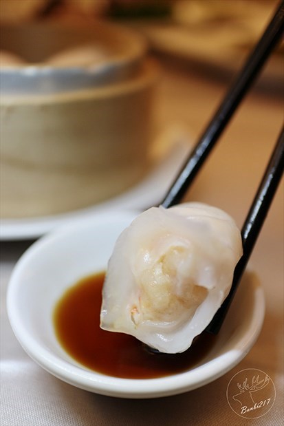 水晶虾饺 crystal shrimp dumpling ($150)